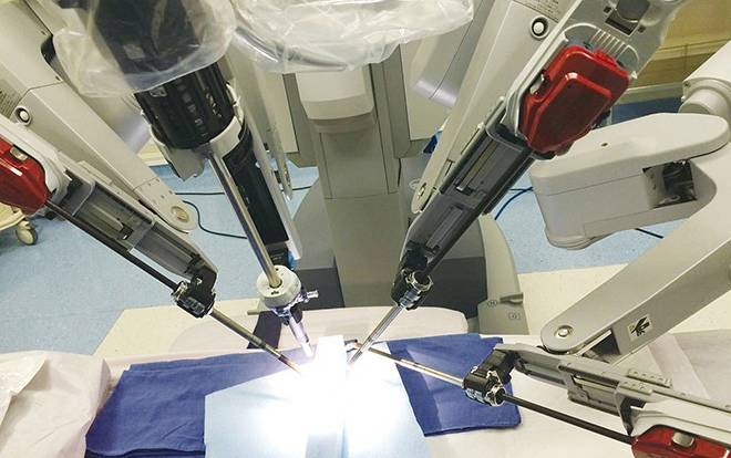 <a  data-cke-saved-href='/' href='/'>出国看病</a>