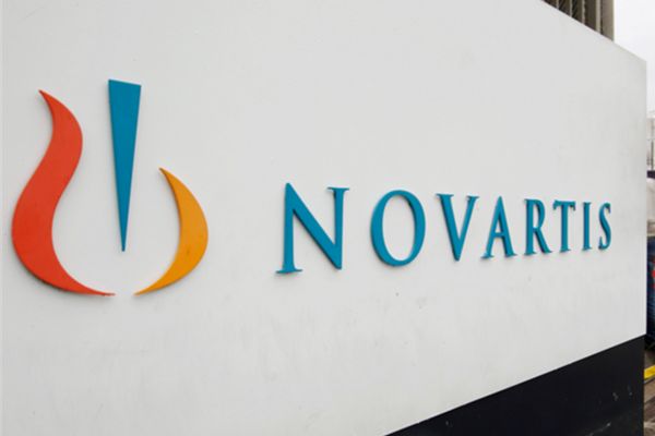 <a  data-cke-saved-href='/' href='/'>出国看病</a>